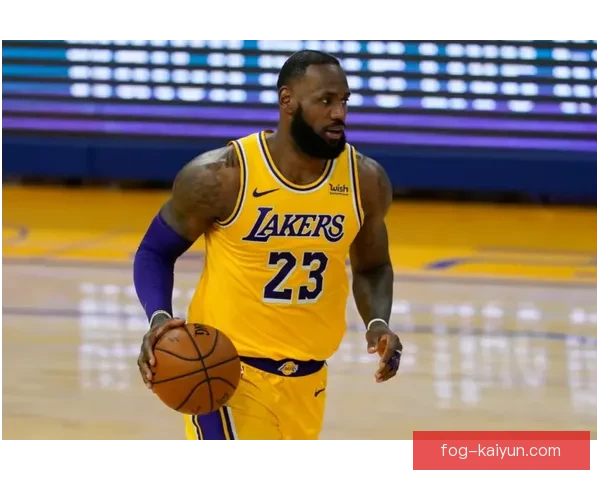 詹姆斯在切尔西的表现稳定，消息称其状态持续提升引发关注