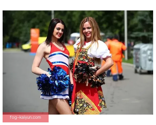 Son 独特的“拍照”庆祝动作引发球迷热议，展现自信风采